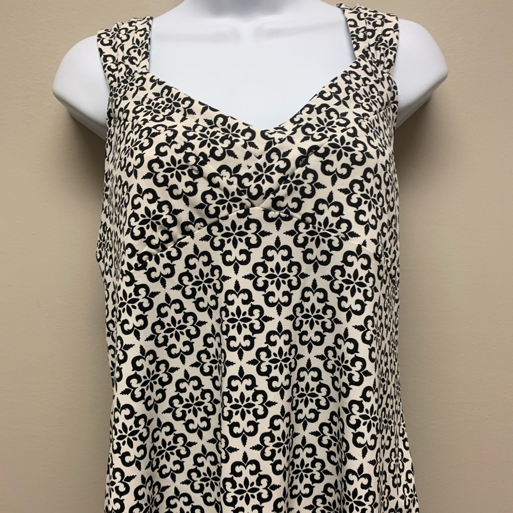 White House Black Market Print Lined Tank Top